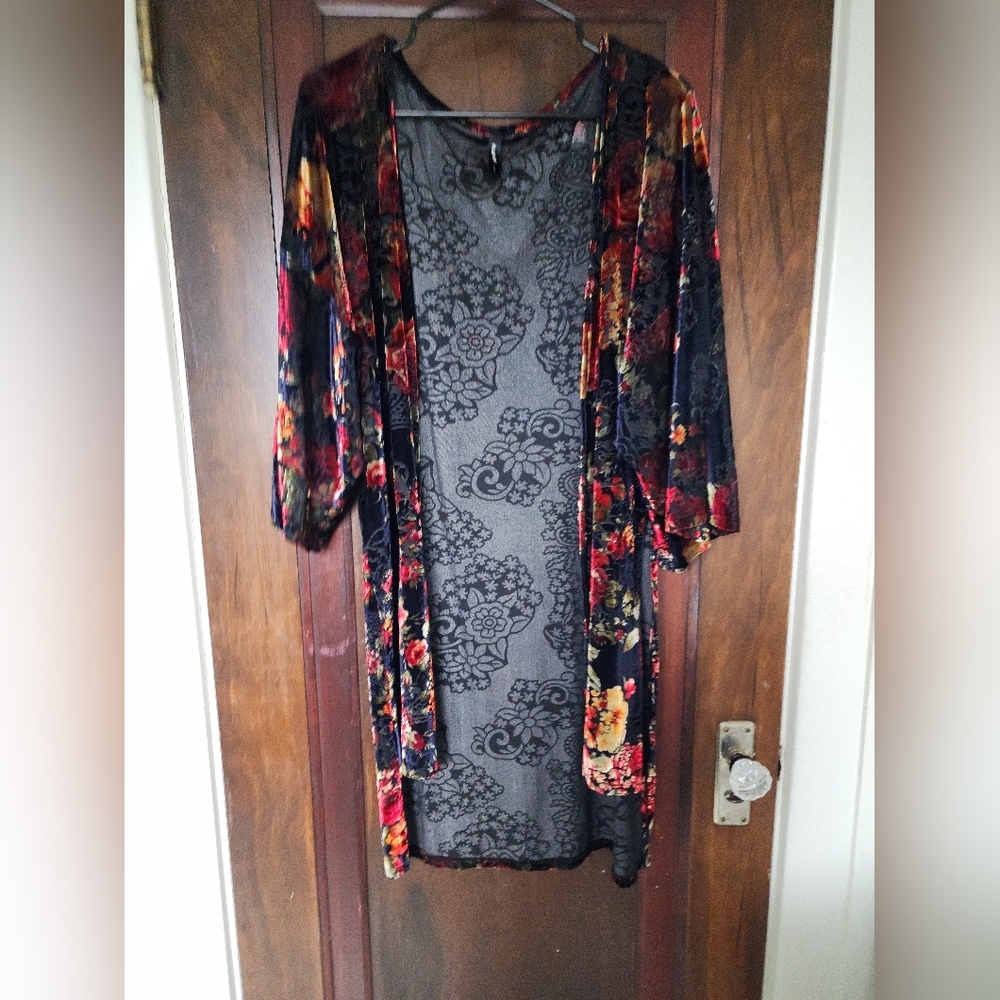 Floral Velvet Kimono Robe - Picture 1 of 4